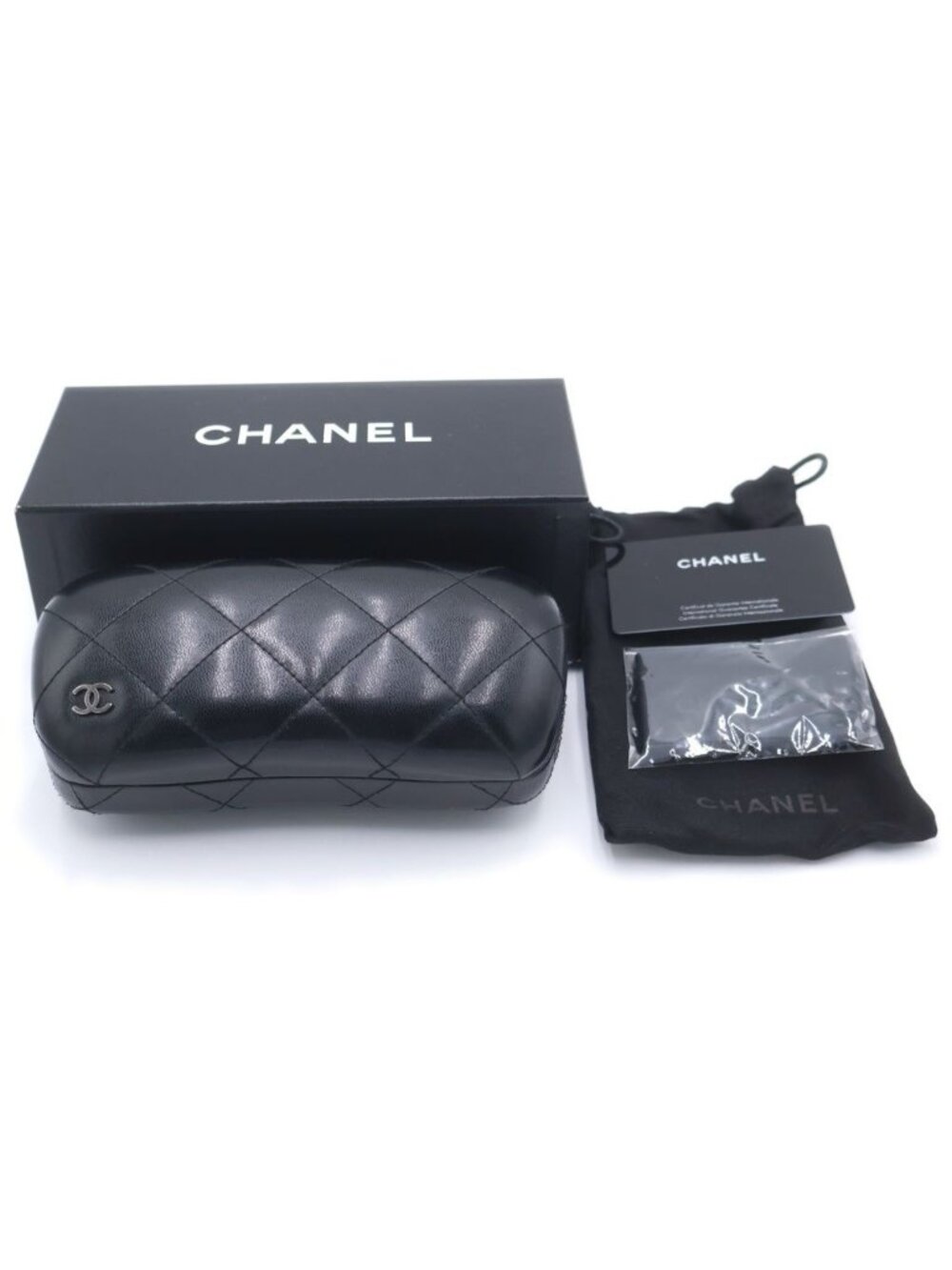 Chanel Sunglasses Camellia Navy Eyewear - Picture 6 of 6